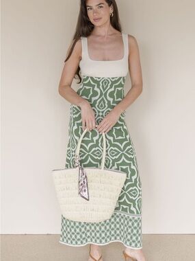 Moonlight Square Neck Knit Midi Dress Green & Cream Colorblock Size S NWT